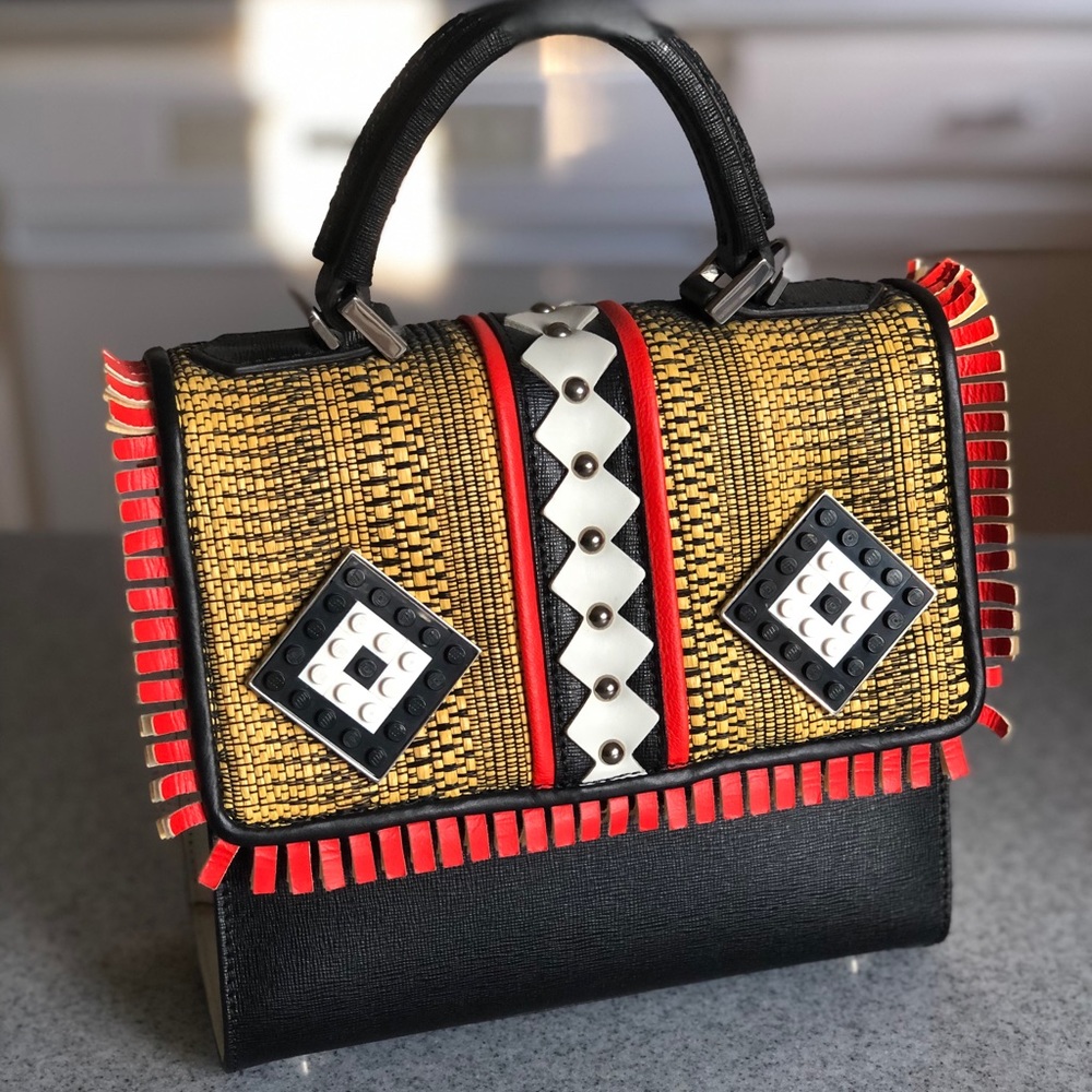 Stylish Black and Gold Crossbody Bag